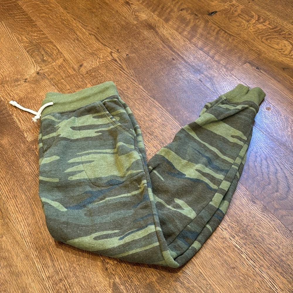 Alternative Earth Women’s Sweatpants Green Size Small